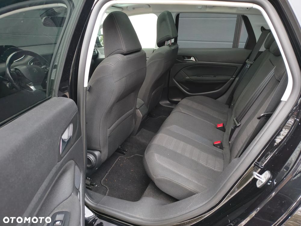 Peugeot 308 BlueHDi 150 Stop & Start Business-Line - 12