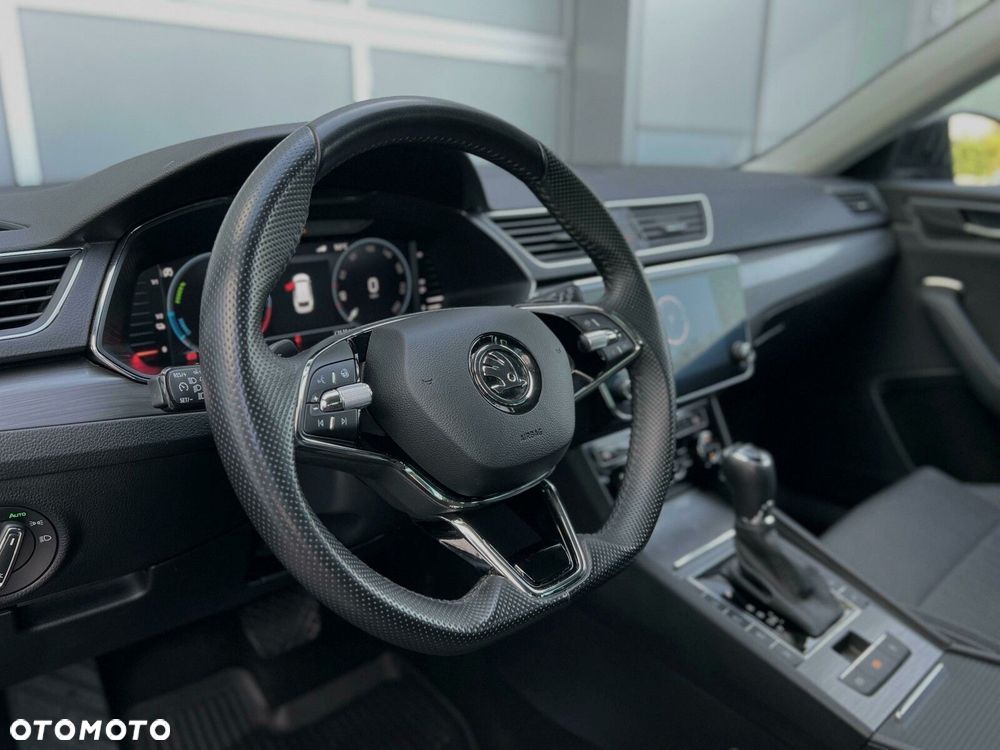 Skoda Superb 1.4 TSI Plug-In Hybrid Style DSG - 10