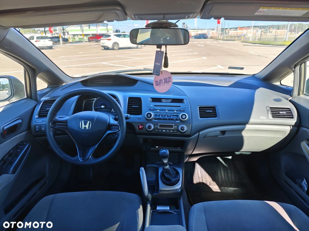 Honda Civic 1.8 Executive - 10