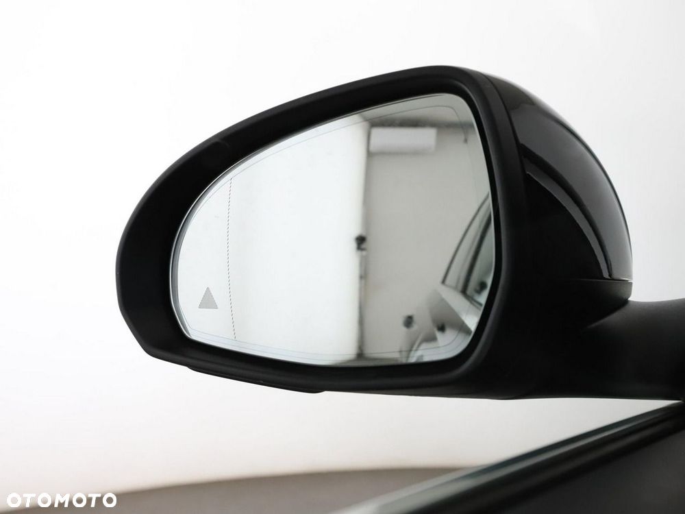Mercedes-Benz Klasa C 200 d mHEV Avantgarde - 36
