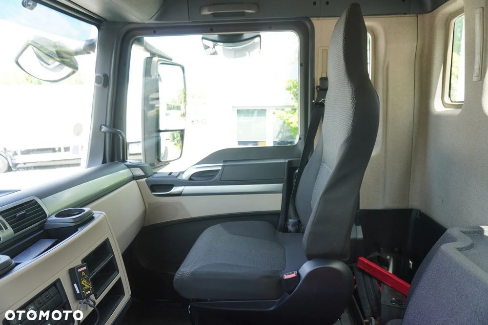 MAN TGS 26.420 6x4 / Fassi F215A.2.24 / Pilot / Rotator / 160 tys. km! / platforma 6.7 m - 23
