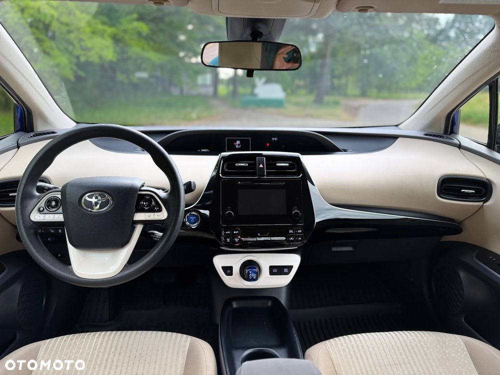 Toyota Prius - 13
