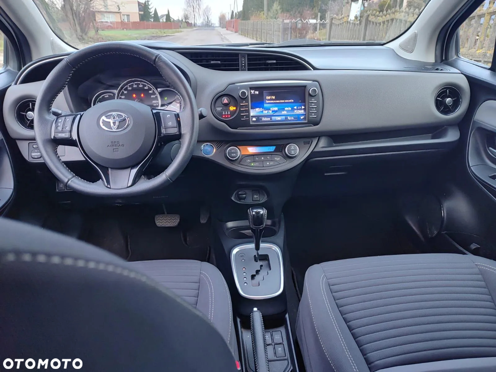 Toyota Yaris Hybrid 1.5 VVT-i Comfort - 9