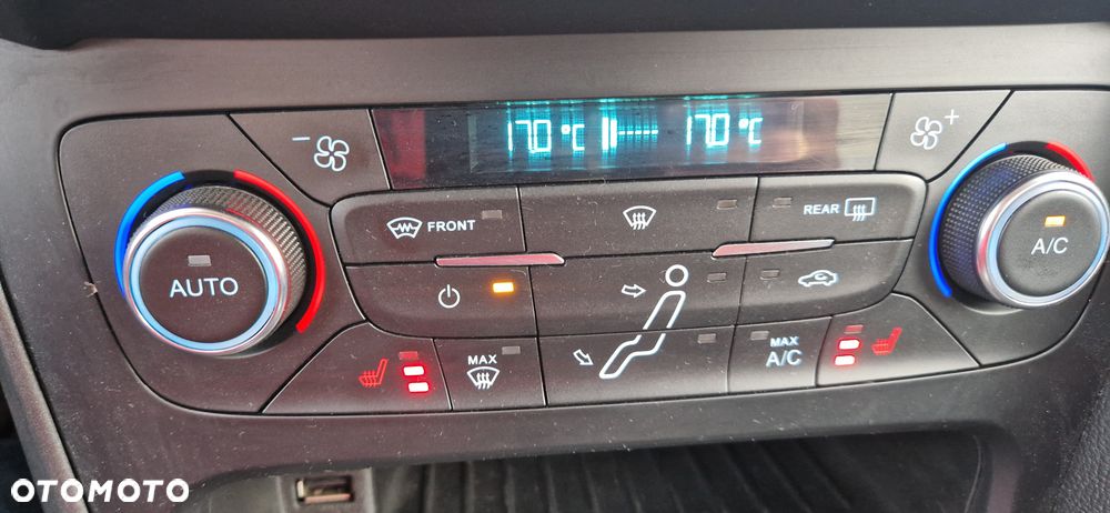 Ford Focus 1.0 EcoBoost SYNC Edition ASS - 20