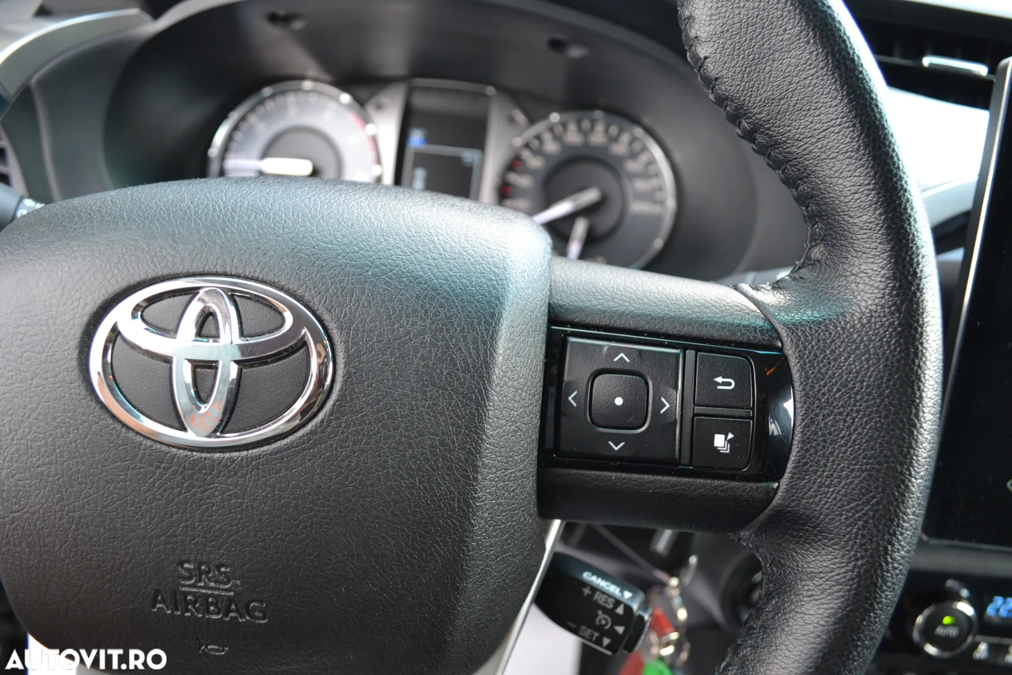 Toyota Hilux Double Cab 2.8D4D Comfort - 11