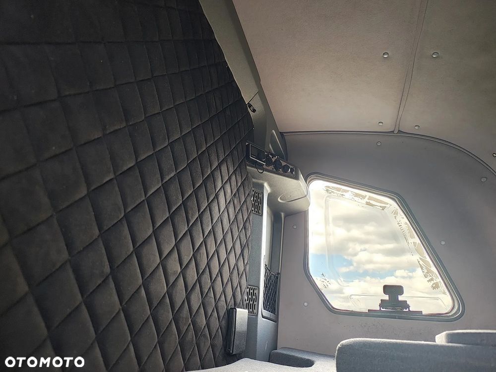 Opel Movano 10 palet * firanka - 34