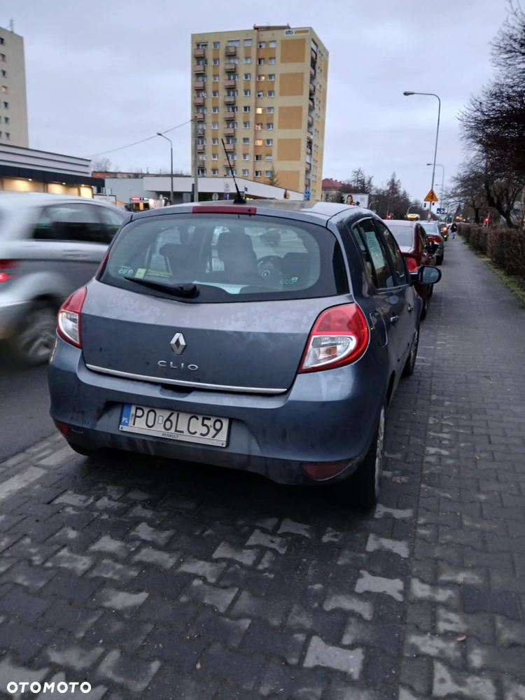 Renault Clio 1.2 16V Dwudziestka - 4