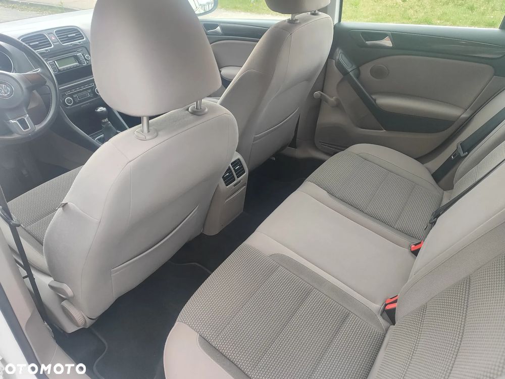 Volkswagen Golf 1.4 Style - 31