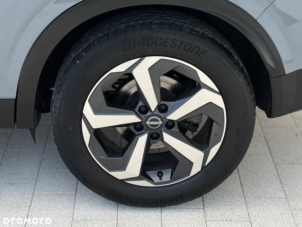 Nissan Qashqai 1.3 DIG-T N-Connecta - 22
