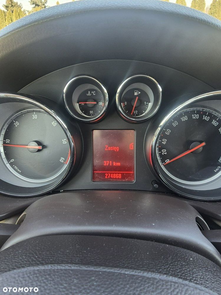 Opel Insignia - 29