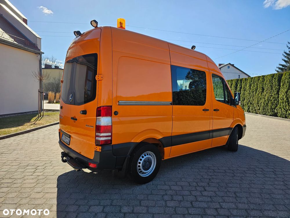 Mercedes-Benz SPRINTER - 15