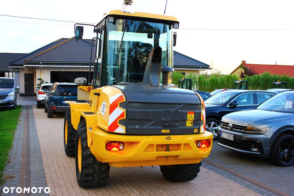 Volvo L30G - 7
