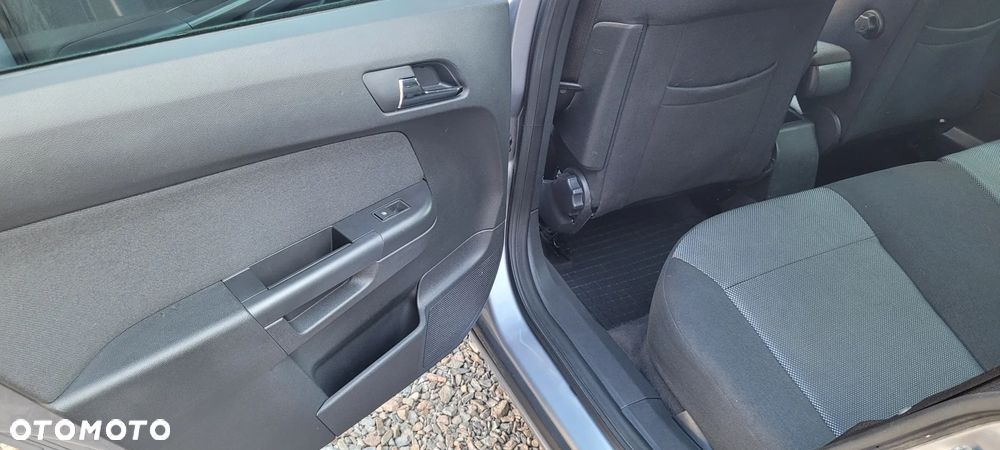 Opel Astra - 17