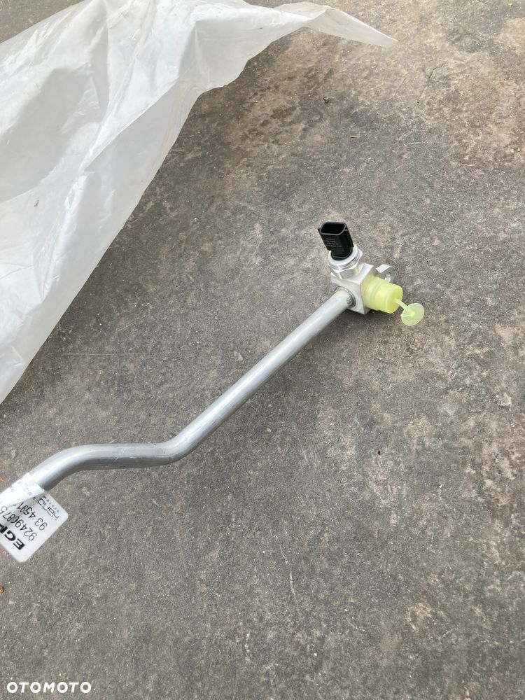 RENAULT TRAFIC 3 III NOWY ! Oryginalny ! OPEL VIVARO B II NOWY ORYGINALNY PRZEWÓD KLIMATYZACJI FIAT TALENTO NISSAN NV300 - 3