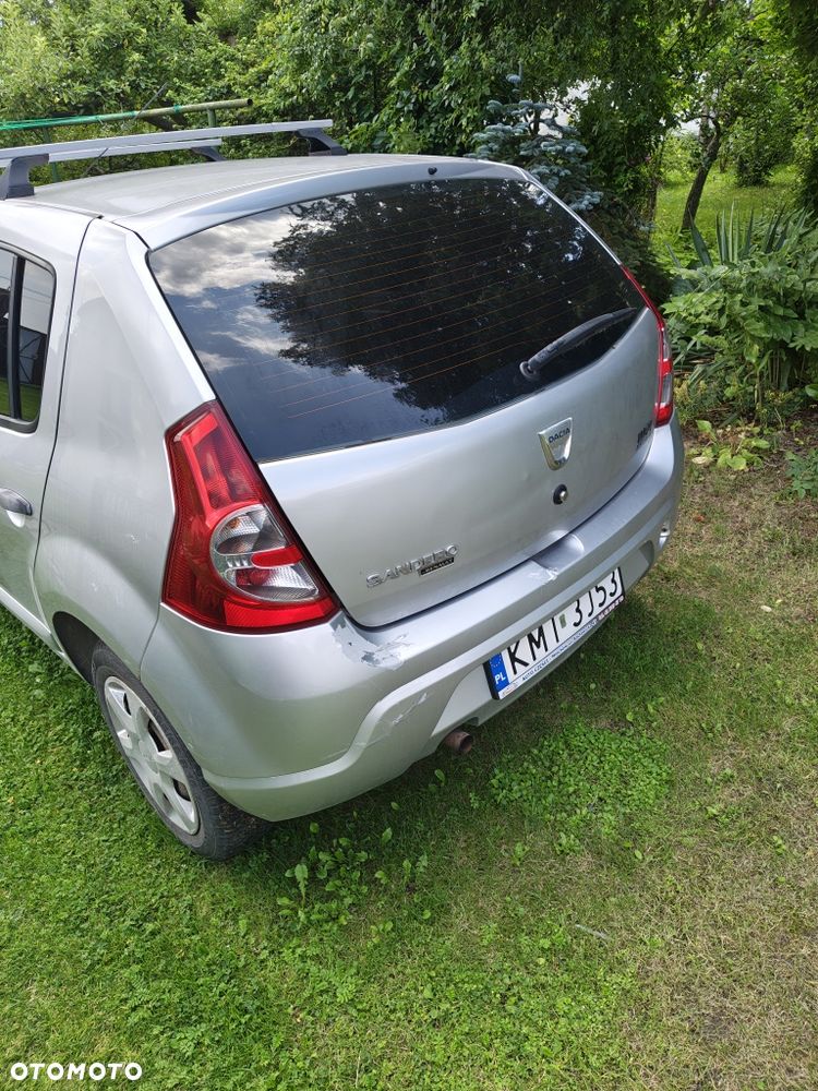 Dacia Sandero - 4