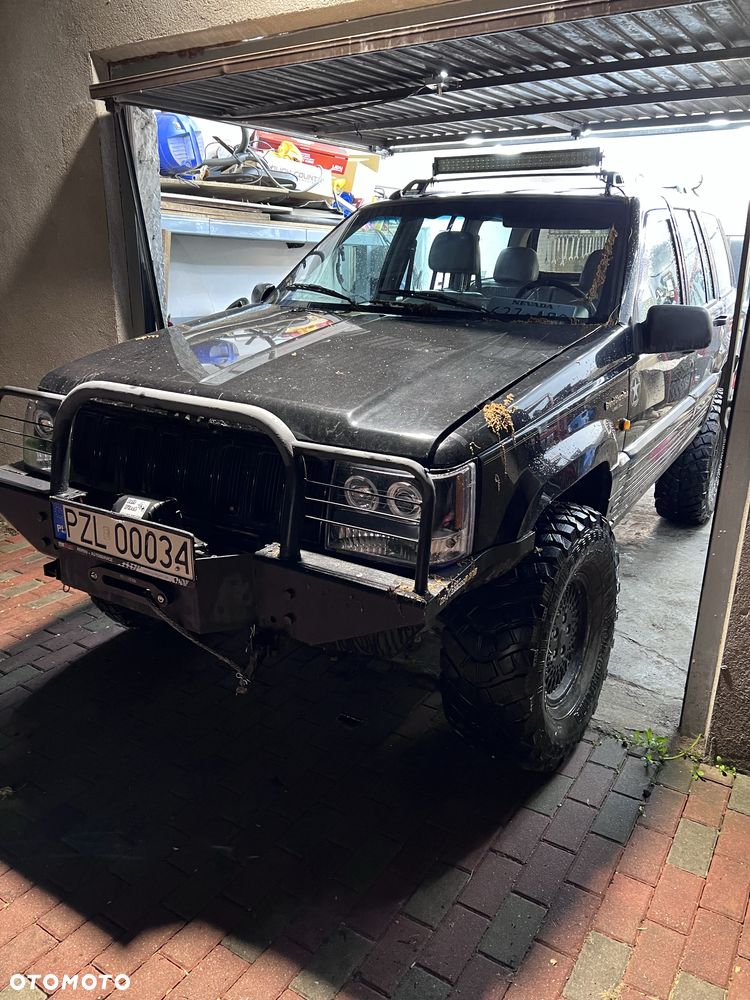 Jeep Cherokee - 3