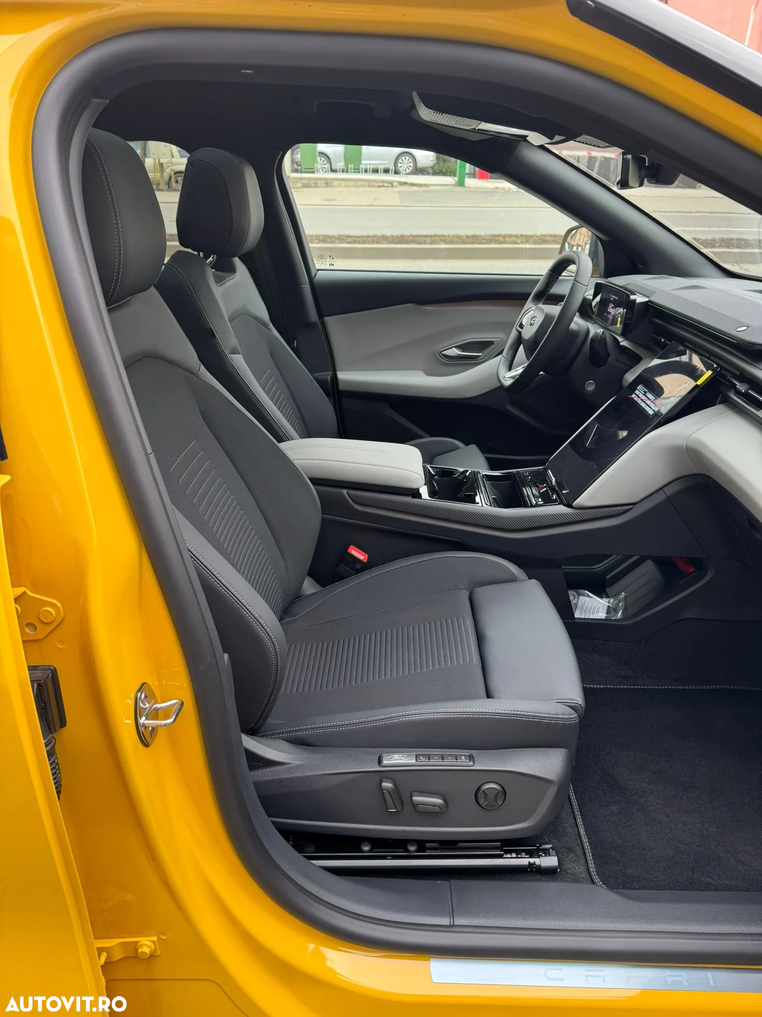 Ford Capri 79 kWh 340 CP AWD Premium - 29