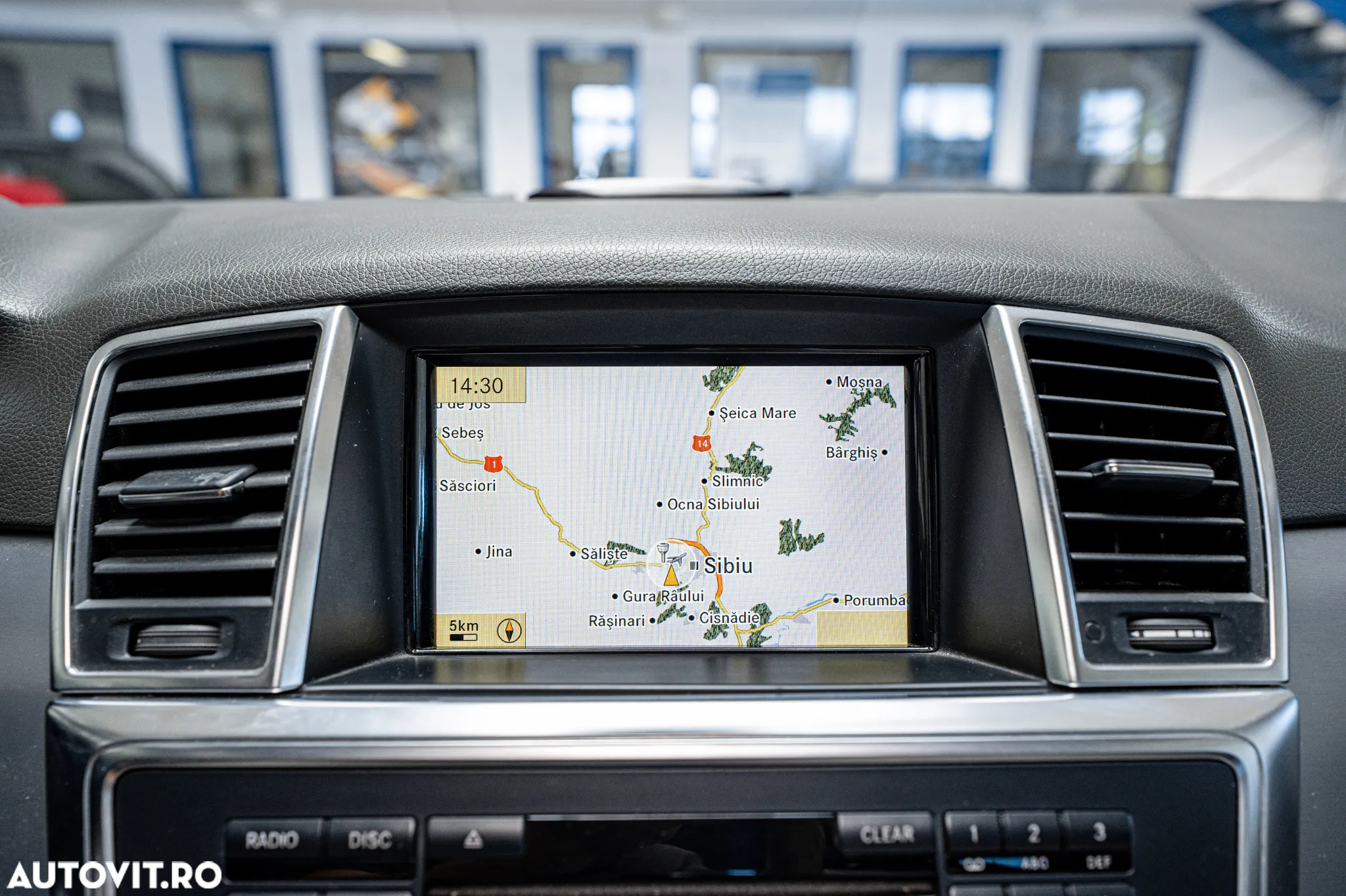 Mercedes-Benz ML 350 BlueTec 4MATIC Aut - 12