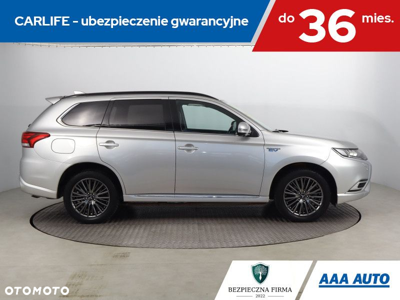 Mitsubishi Outlander - 7