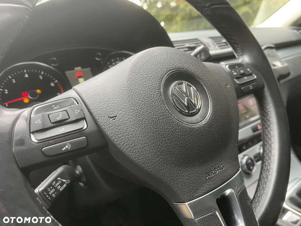 Volkswagen Passat CC - 15