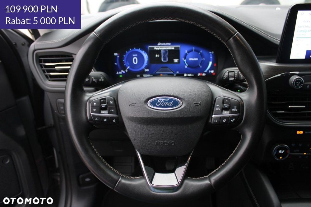 Ford Kuga - 28