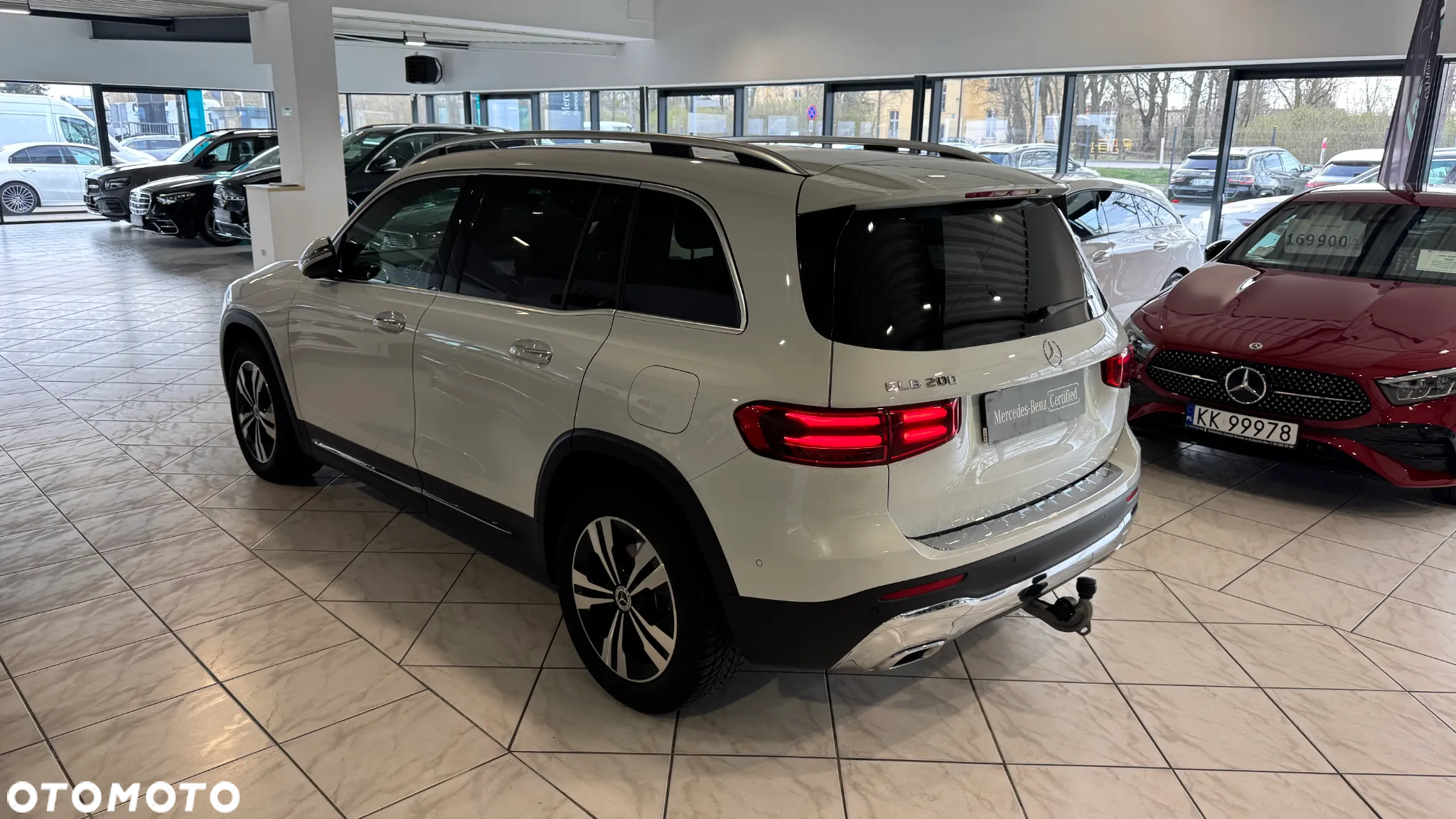 Mercedes-Benz GLB 200 Progressive 7G-DCT - 4