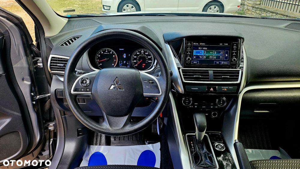 Mitsubishi Eclipse Cross 1.5 T-MIVEC (ClearTec) CVT 4WD Active+ - 34