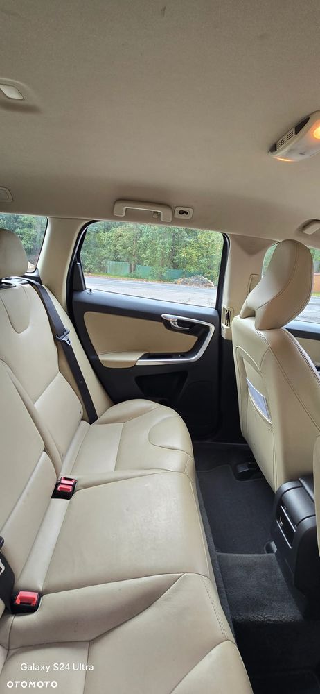 Volvo XC 60 - 26