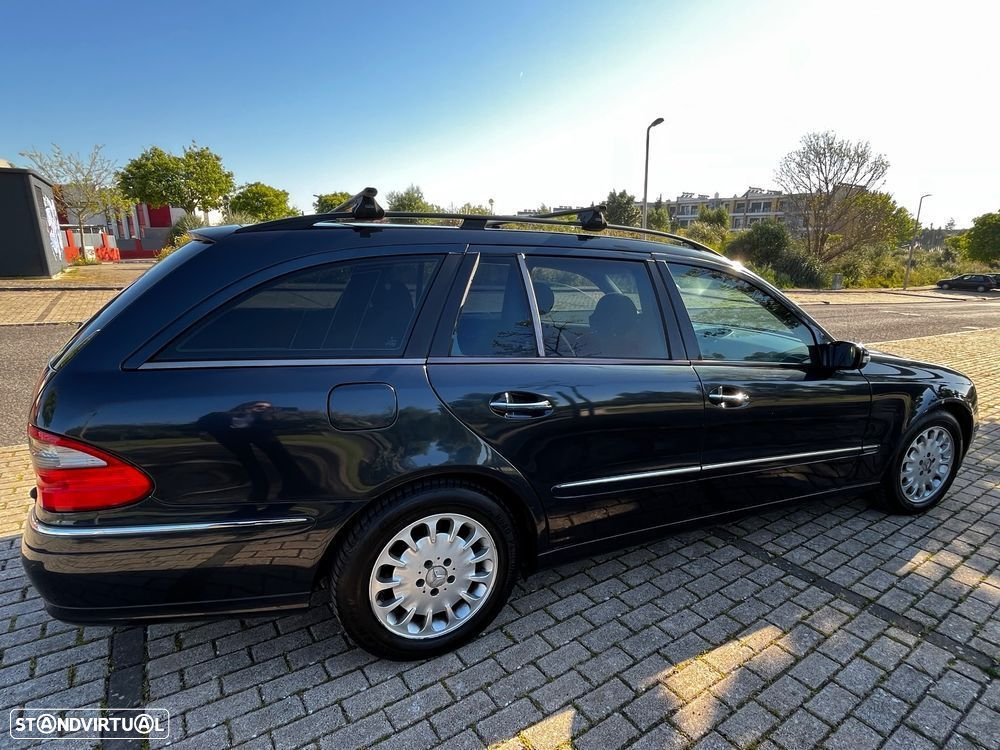 Mercedes-Benz 220 - 8
