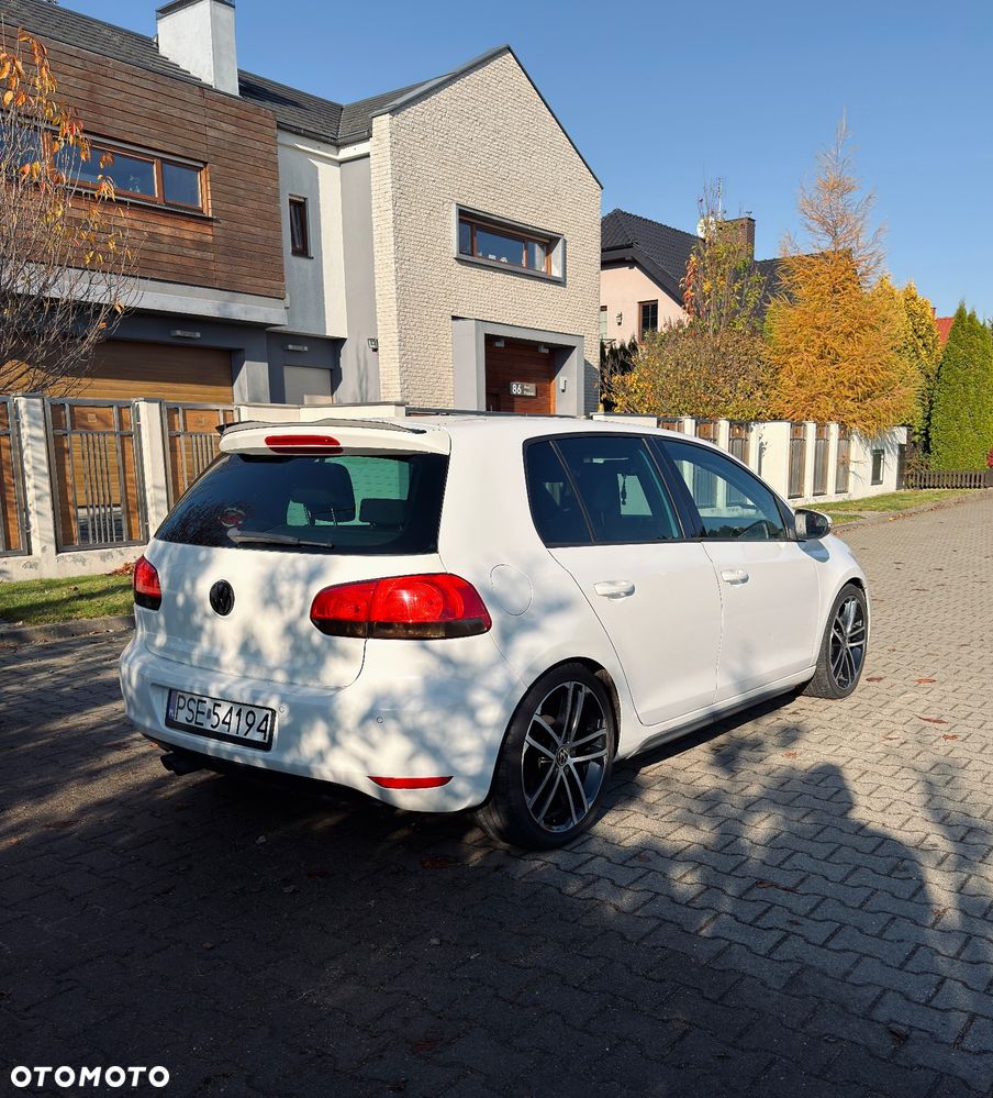 Volkswagen Golf 2.0 TDI Highline - 4
