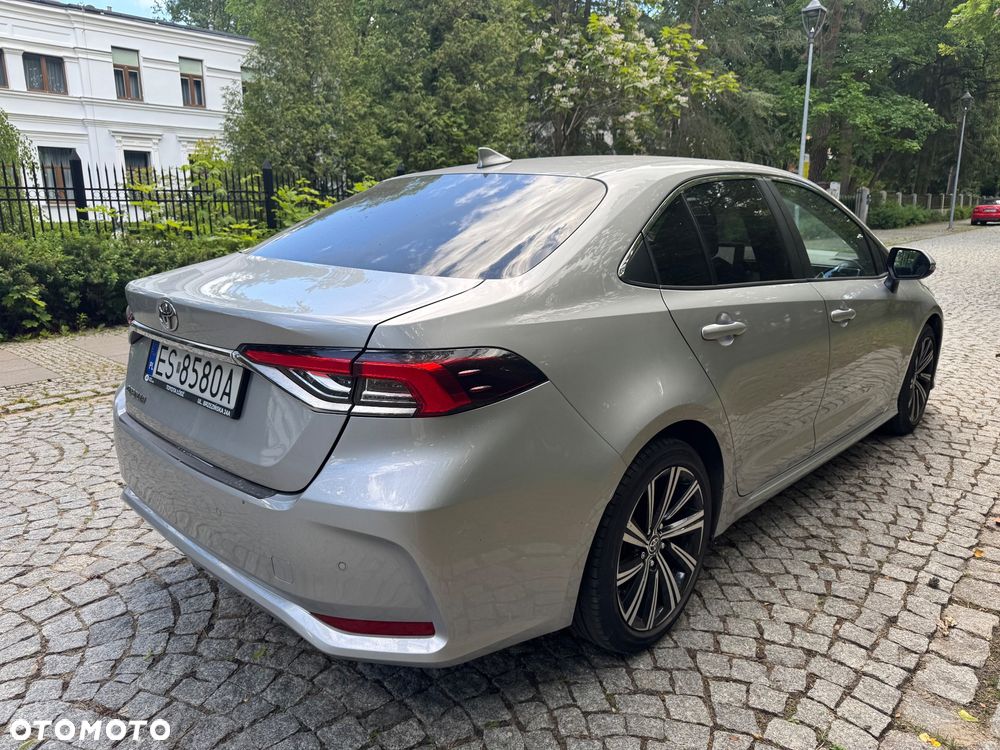 Toyota Corolla - 4