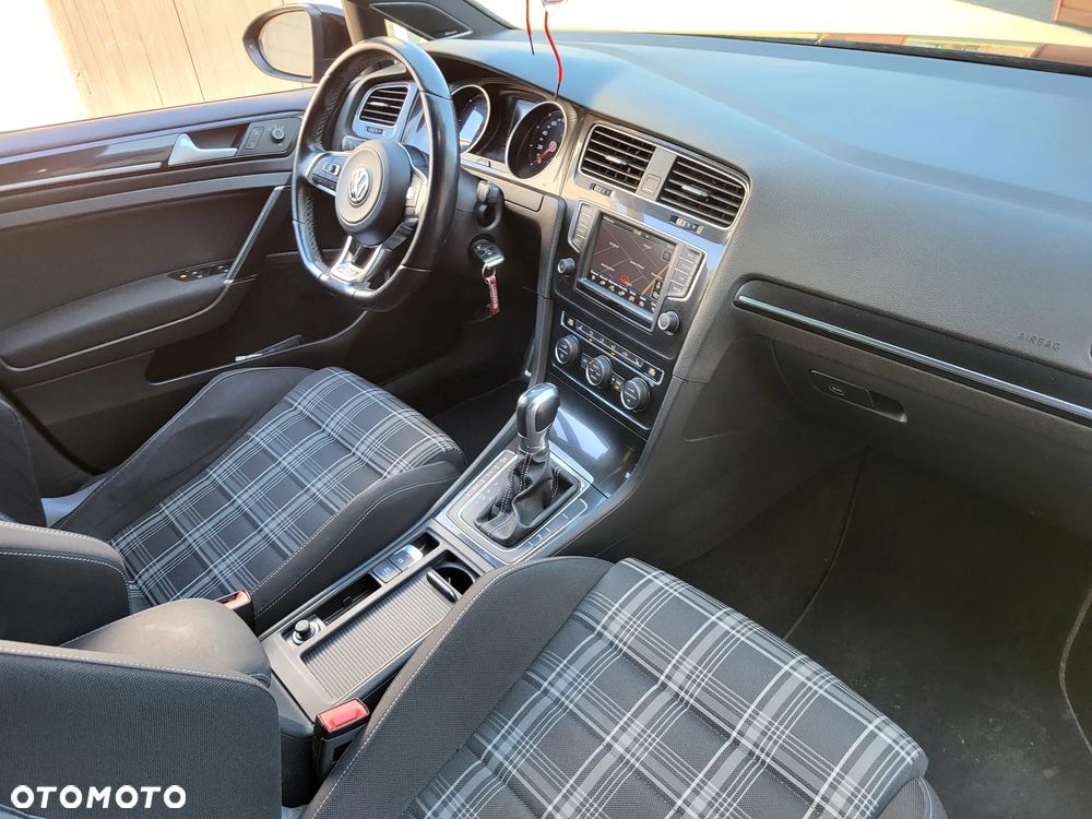 Volkswagen Golf GTD (BlueMotion Technology) DSG - 7