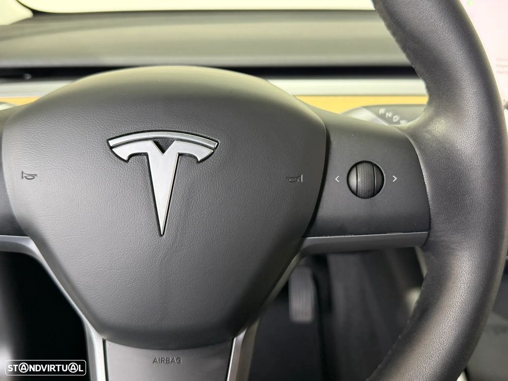 Tesla Model 3 Long Range AWD Dual Motor - 24