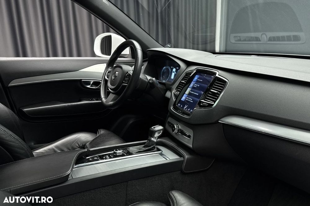Volvo XC 90 - 27