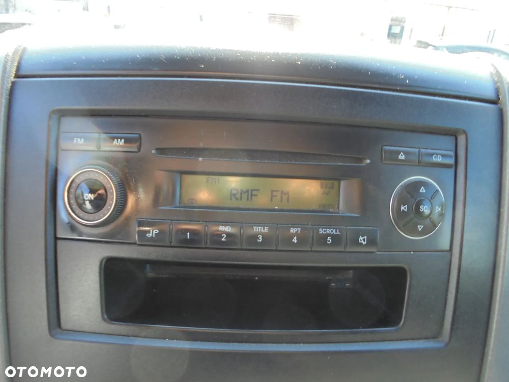 Volkswagen CRAFTER - 14