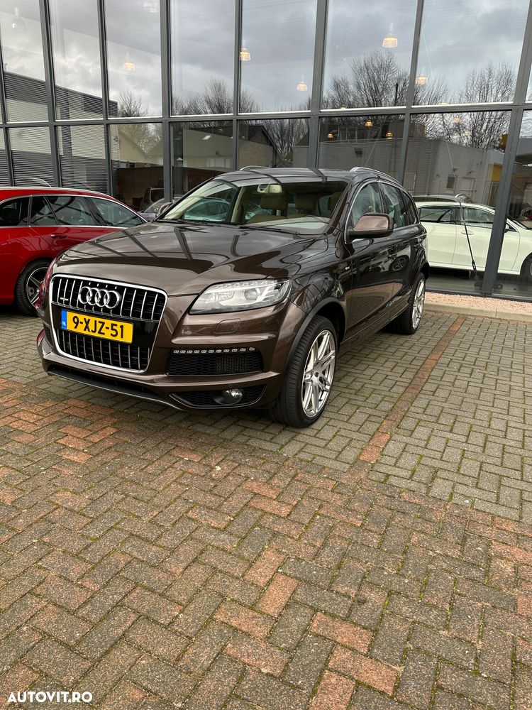 Audi Q7 - 1