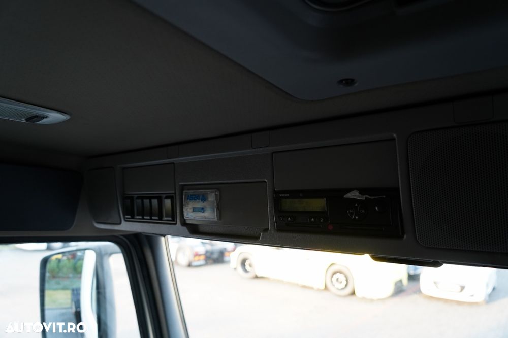 Volvo FM 380 / ADR COMPLET / CABINĂ DE ZI / I-SHIFT / 13 LITRI / - 31