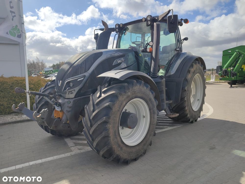 Valtra T214 Versu - 1
