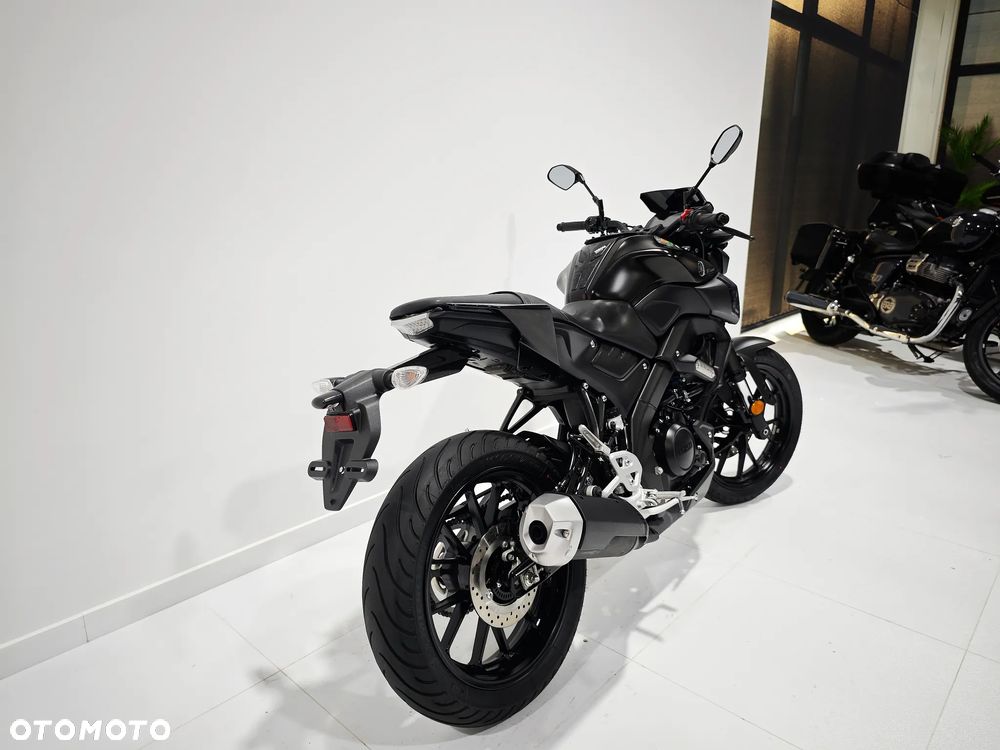 Yamaha MT - 9