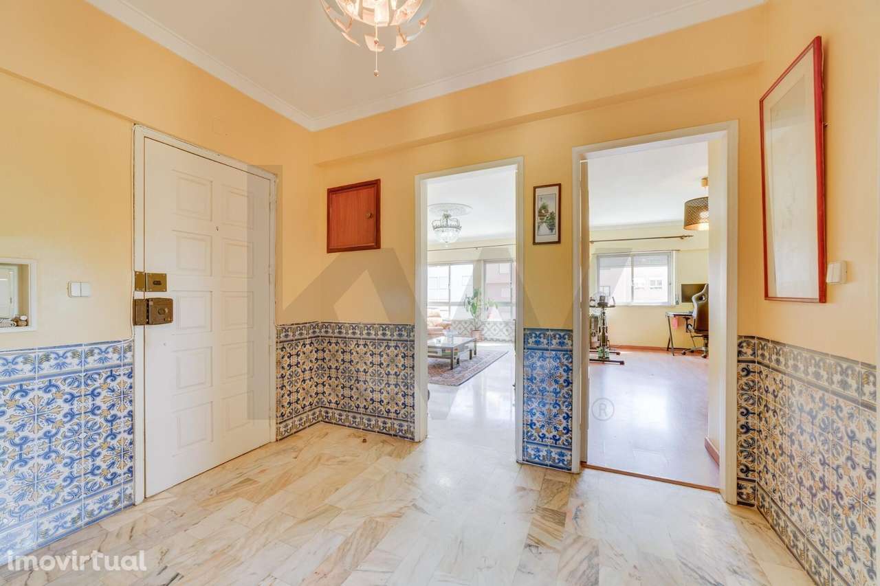 Apartamento T2 em Monte Abraão: Espaço, Luz e Conforto - Grande imagem: 3/18