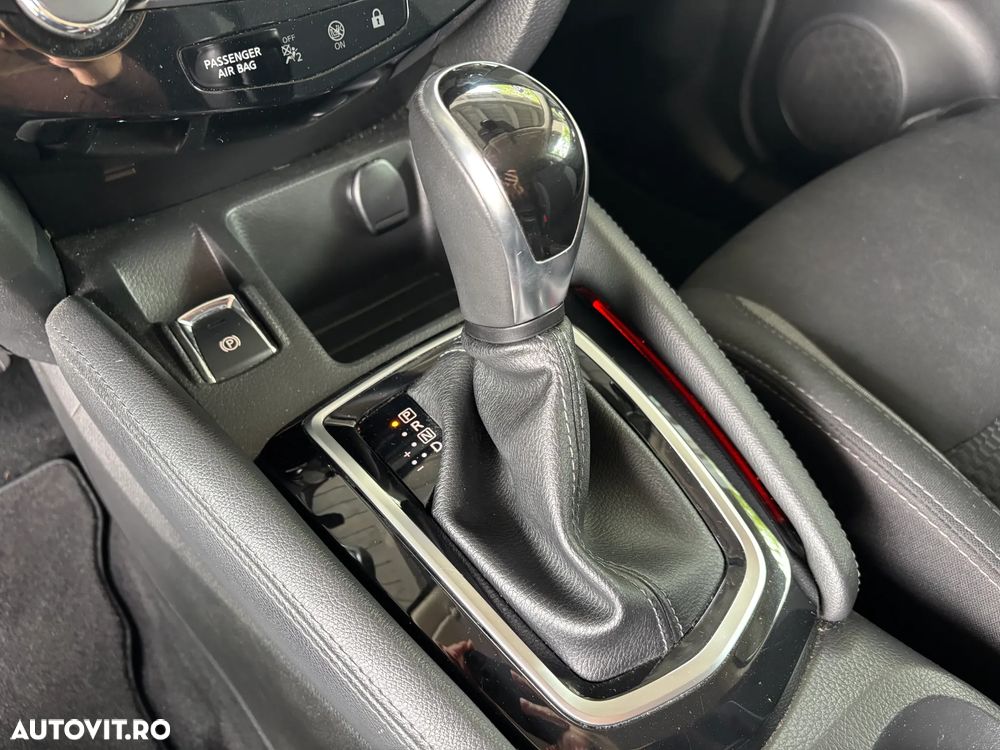 Nissan Qashqai - 22