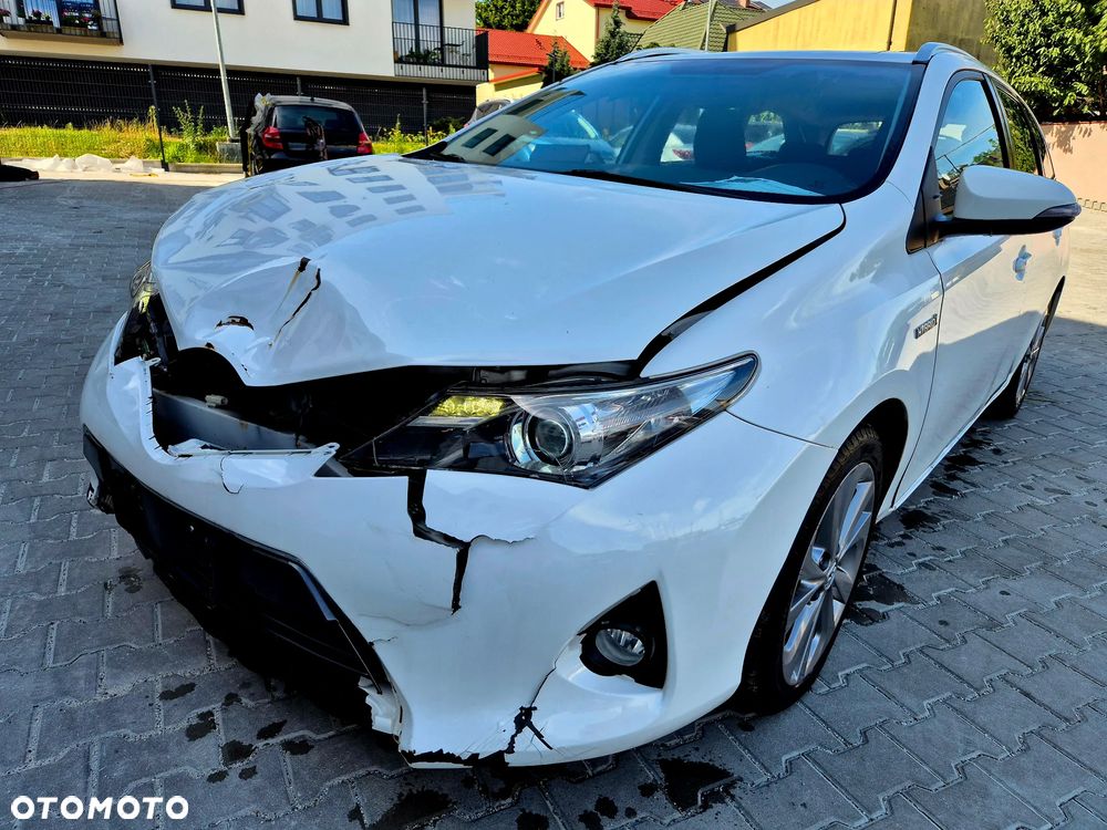 Toyota Auris - 16