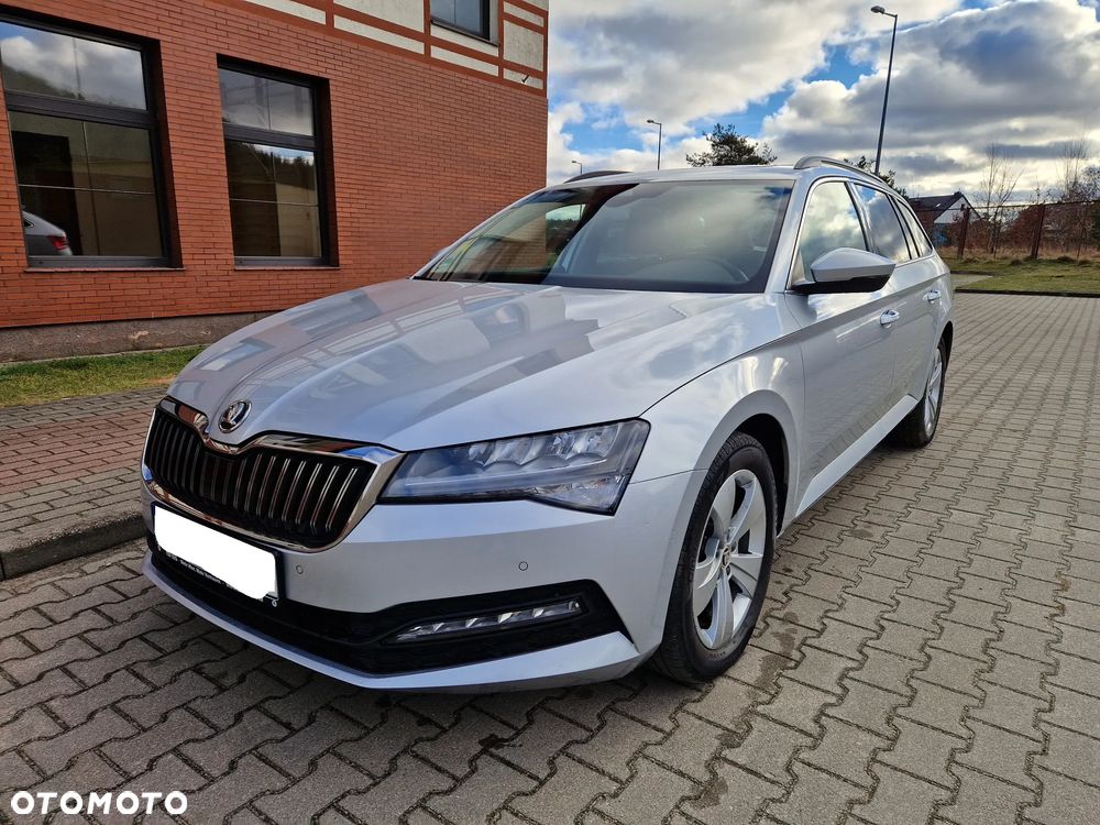 Skoda Superb 2.0 TDI DSG Style - 1