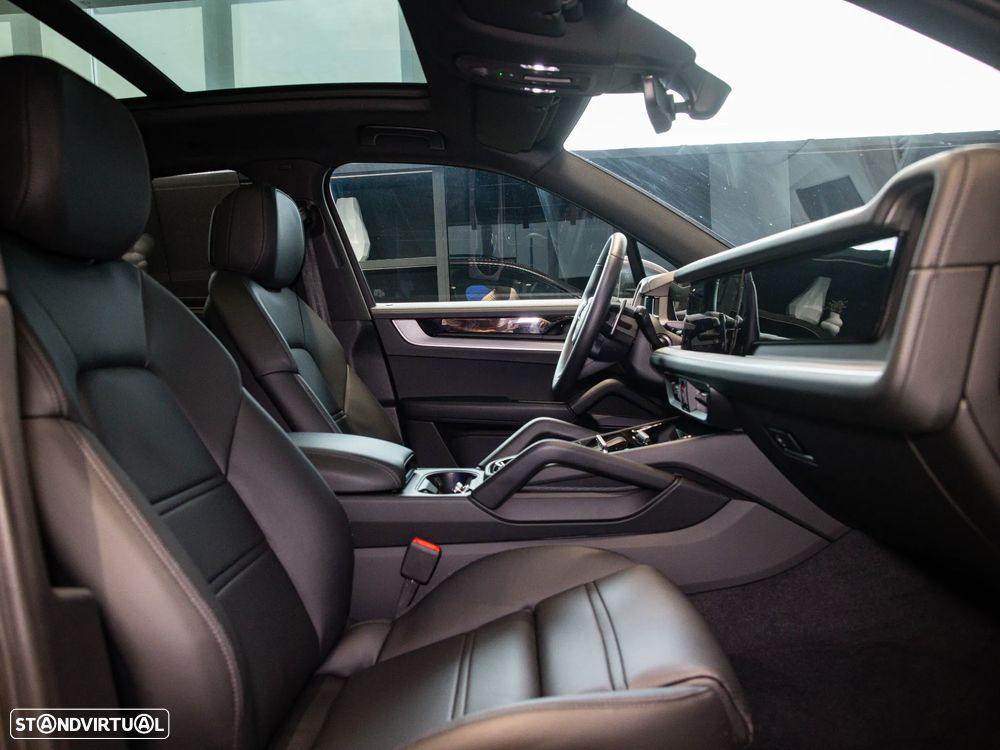 Porsche Cayenne E-Hybrid - 46