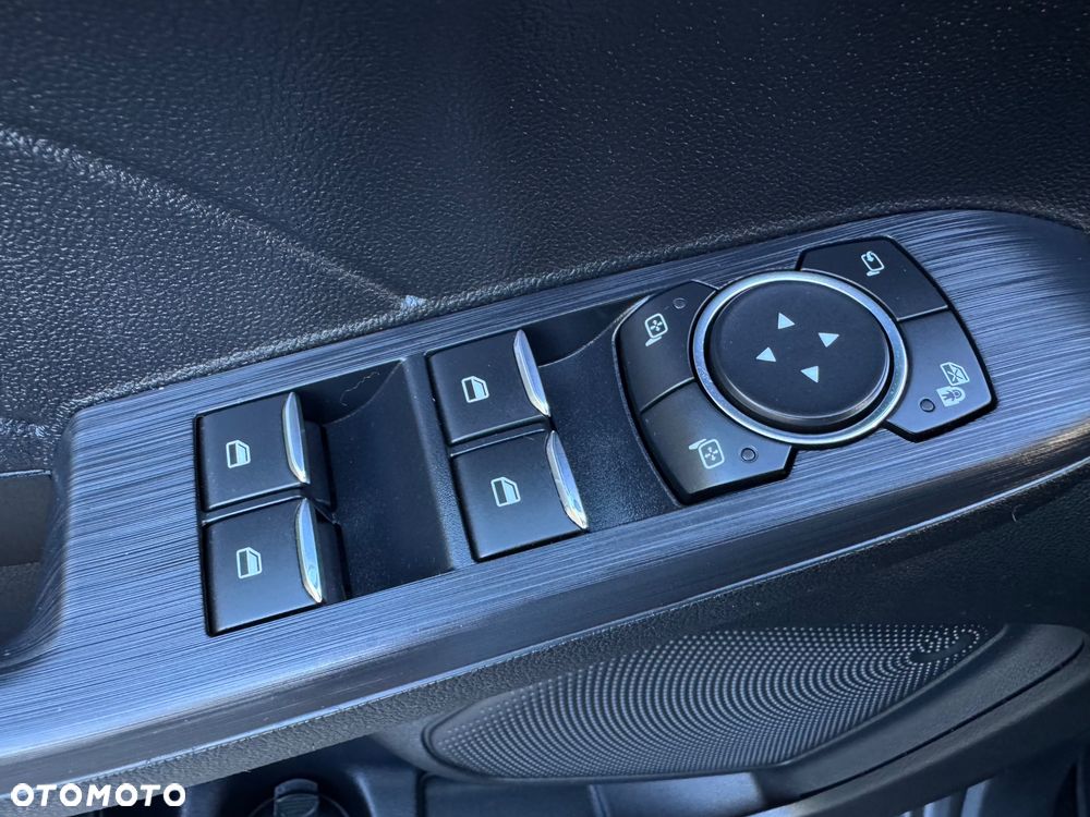 Ford Kuga 1.5 EcoBoost 2x4 Titanium - 20