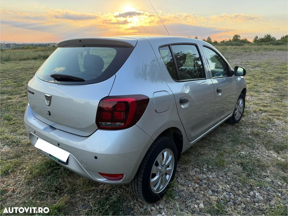 Dacia Sandero 1.0 SCe Laureate - 5