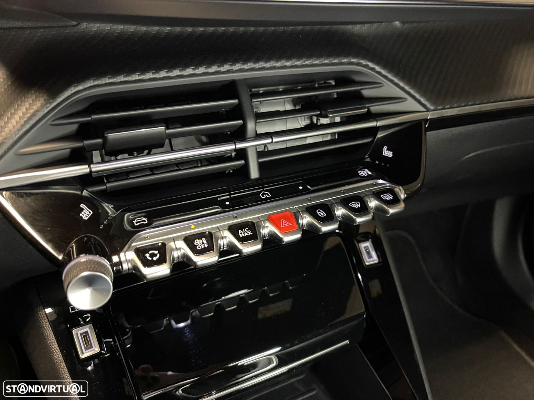 Peugeot 2008 - 28