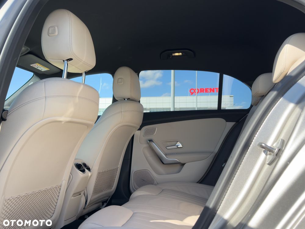 Mercedes-Benz Klasa A 200 7G-DCT - 13