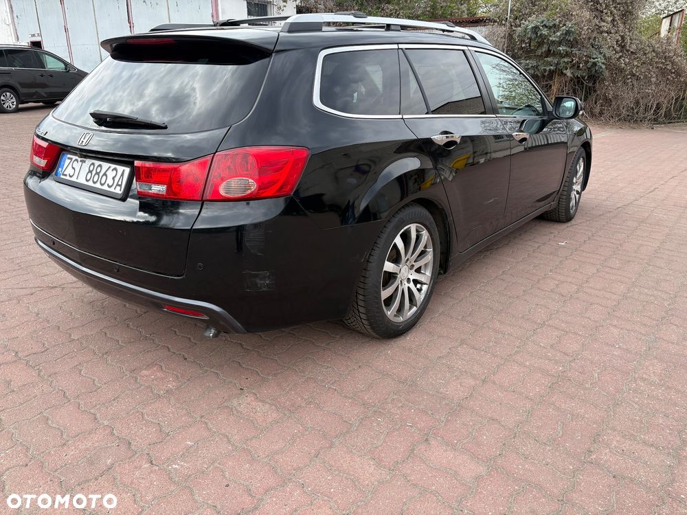 Honda Accord 2.2d Executive Nav - 10