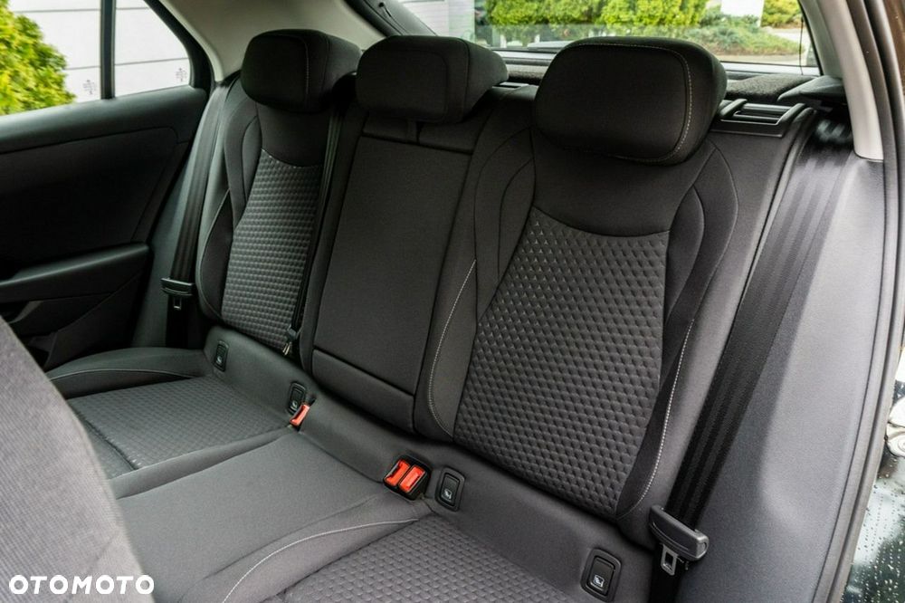 Volkswagen T-Roc - 22